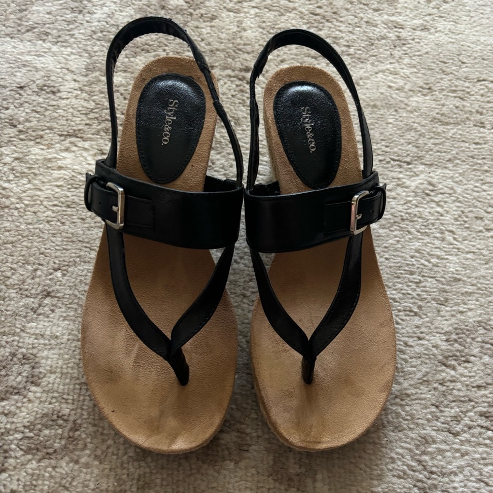Style and Co Amber Wedge Sandal